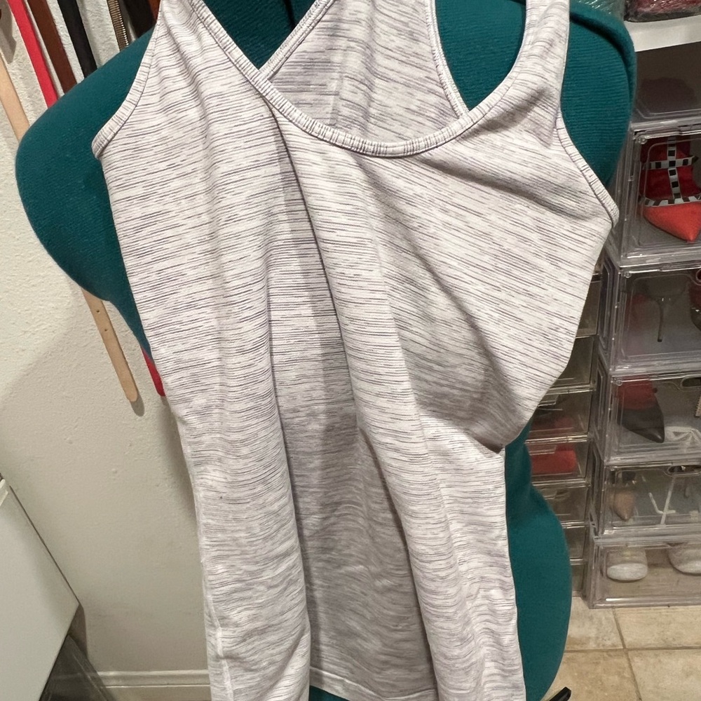 Lululemon Women's Gray Sleeveless Top